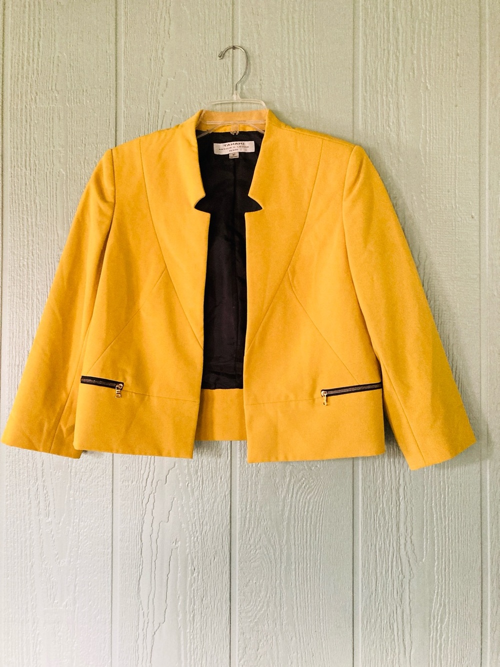 Tahari size 6 petite golden mustard open jacket